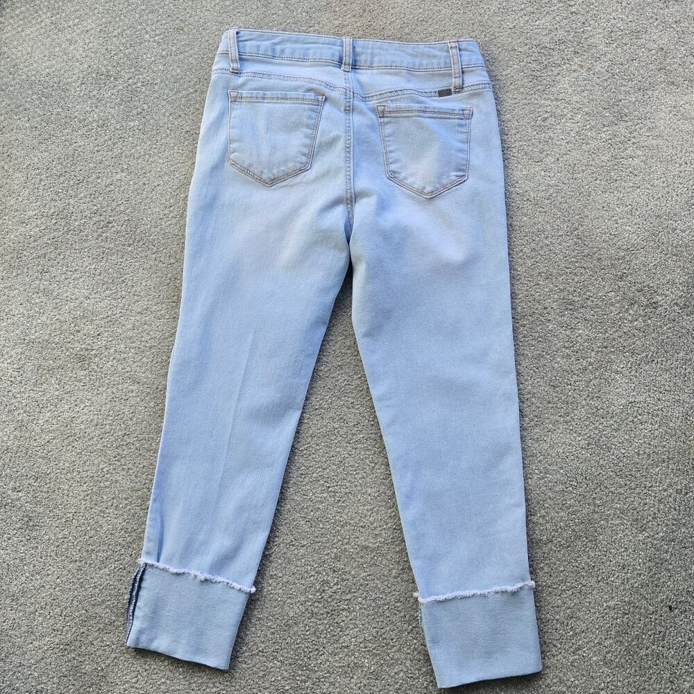 1822 Denim Taylor Light Wash Cuffed Capris Jeans - Picture 2 of 5